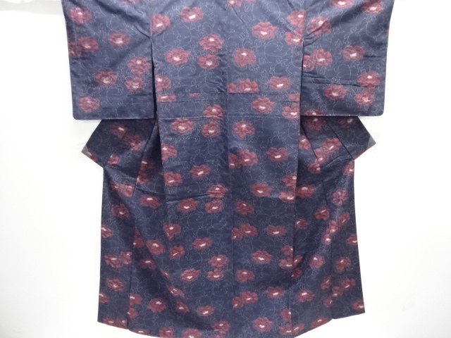 未使用品　花唐草模様織り出し手織り紬着物